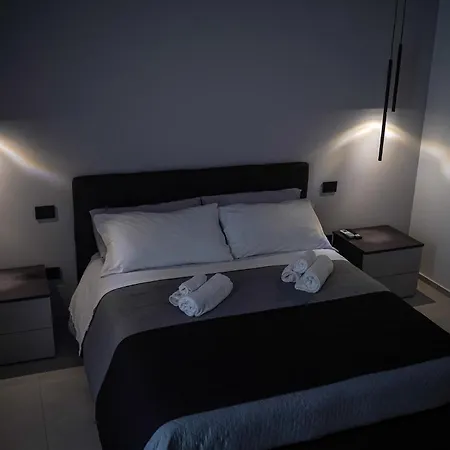 Jay House * Floridia