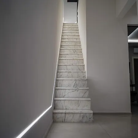 Jay House Floridia